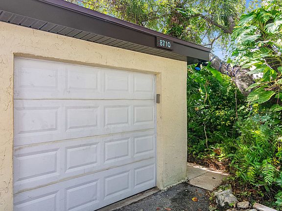 3rd image of 8710 Banyan Way Cpe