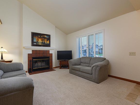 3rd image of 10314 Plaza Paseo Dr