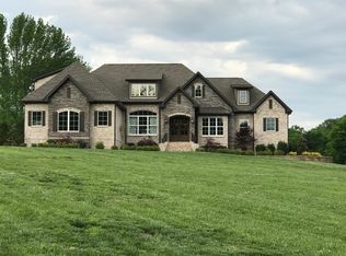 3730 Bosk Ln, College Grove, TN 37046