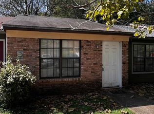 218 White Dr APT E, Tallahassee, FL 32304