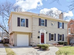 929 S Lincoln Ave, Park Ridge, IL 60068