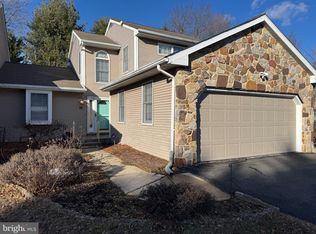 24 Scotch Pine Rd, Newark, DE 19711