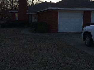 8605 Southridge Dr, Fort Smith, AR 72908