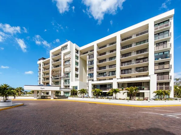 8 Belleview Blvd APT 108, Belleair, FL 33756