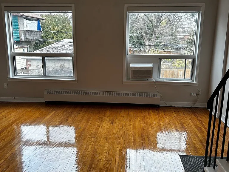 1013 Pape Ave #A — Photo 33