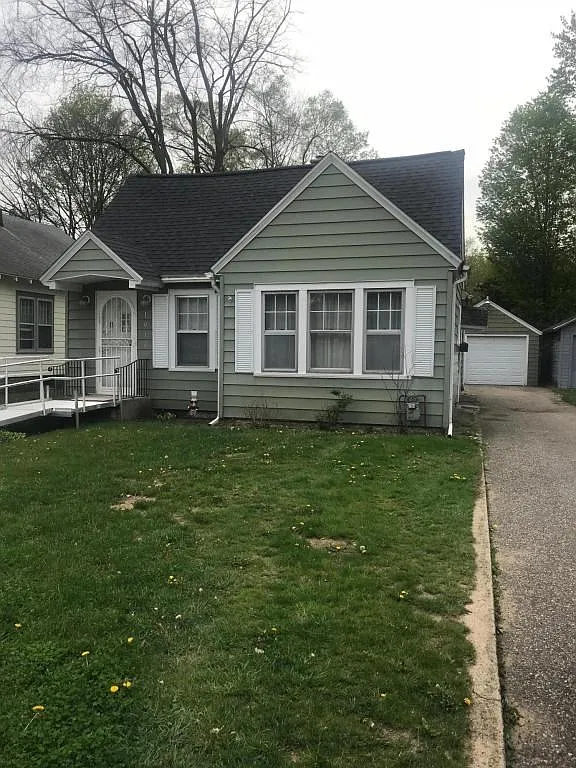 1010 N Main St photo 1