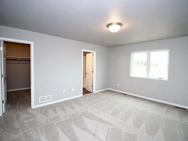 6985 Majestic Loop — Photo 13