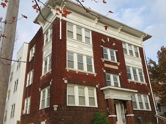 4th image of 3228 Tracy Ave APT 2N