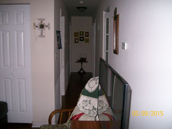 4th image of 133 N Saint Louis St
