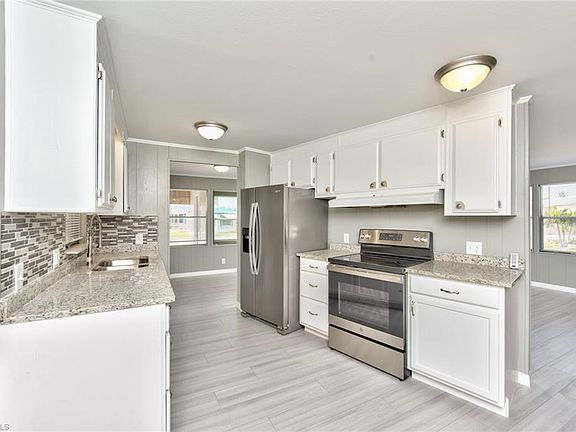4th image of 2862 Indianwood DR