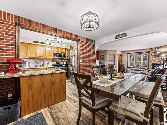 5th image of 7521 Furmanville Avenue