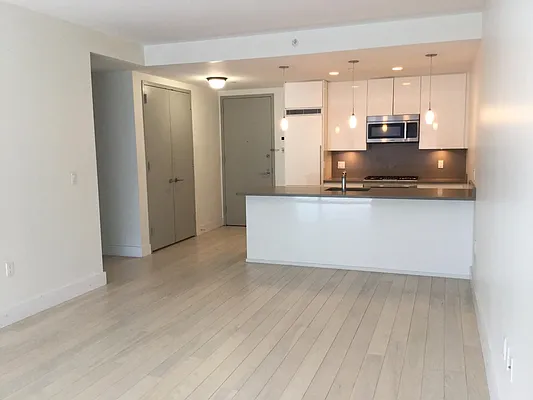 Rented by Keller Williams NYC | media 14