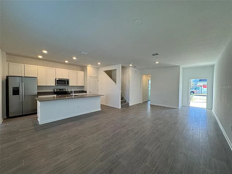 8115 Sayings Dr — Photo 2
