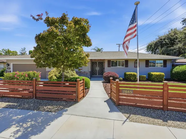 7085 Amherst St, Sacramento, CA 95822