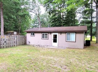 5361 Jewel St, Gladwin, MI 48624