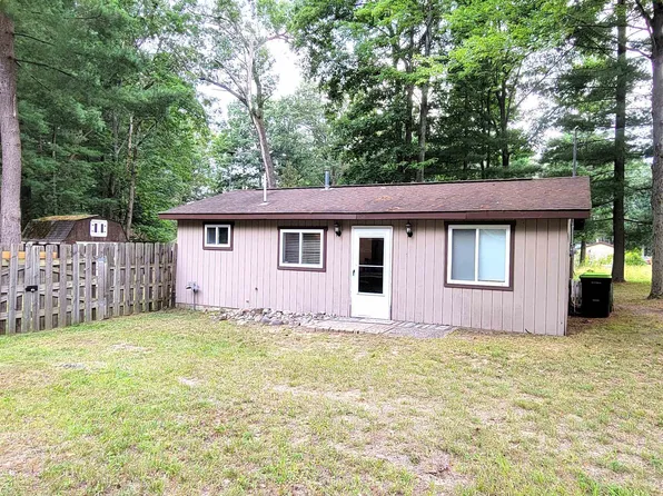 5361 Jewel St, Gladwin, MI 48624