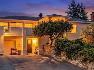 916 Claremont Ave, Saanich, BC V8Y1K3