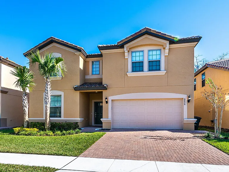 8820 Bengal Ct — Photo 2