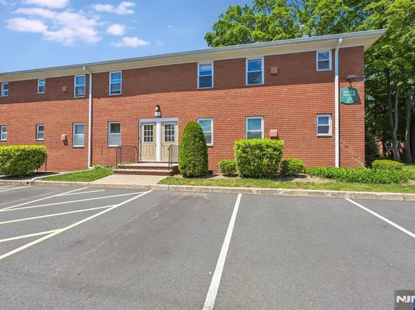 46 Knox Ter APT 2A, Wayne, NJ 07470