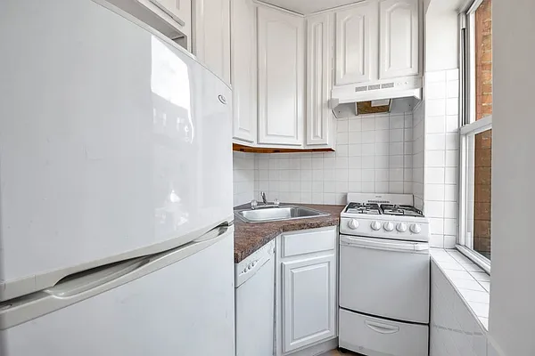 Rented by Bold New York | media 9