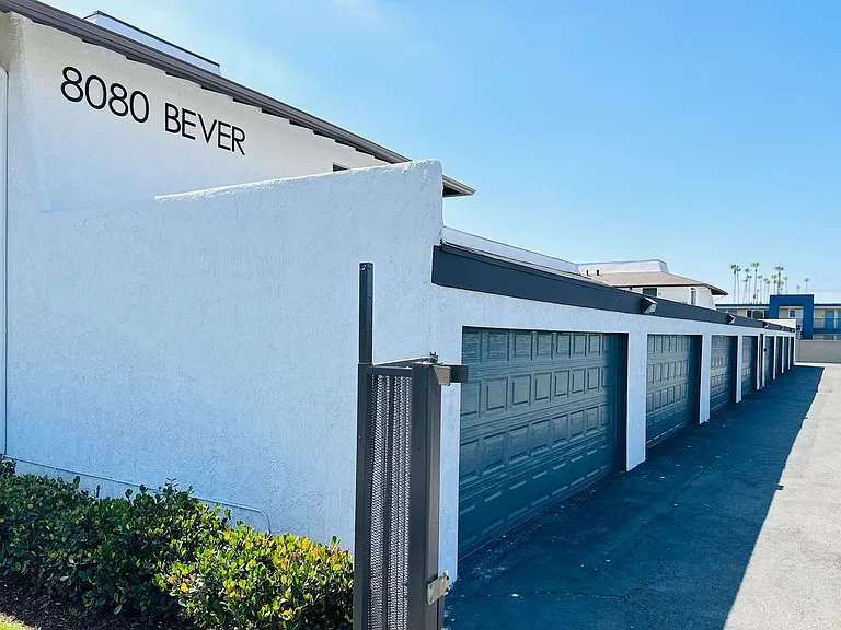 Bever Place — Photo 14