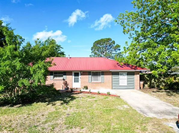 2102 Cypress Ave, Pt Saint Joe, FL 32456