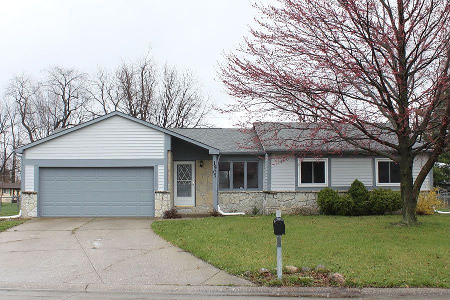 1st image of 1507 Stacy Lynn Dr