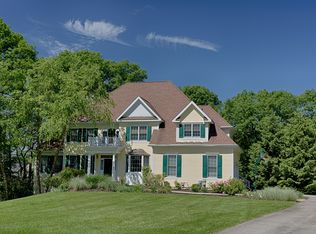 2 Indian Summer Dr, Croton On Hudson, NY 10520