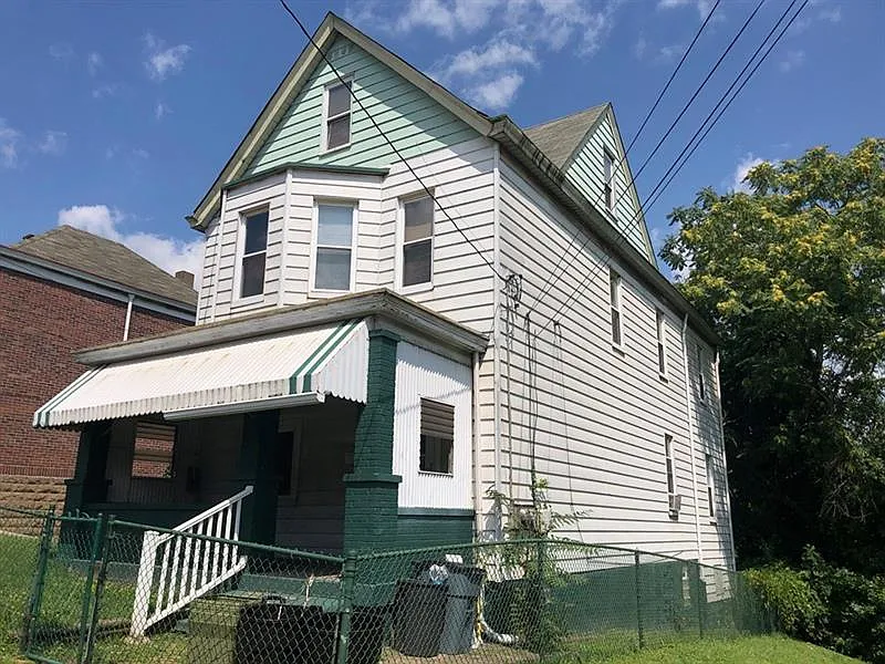 710 Grandview Ave photo 1
