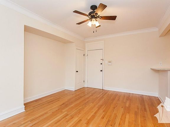 5th image of 4614 N Paulina St #3