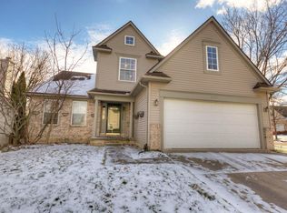 3221 Aldwych Cir, Ann Arbor, MI 48105