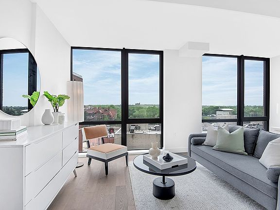 2nd image of 107-06 Queens Blvd #8F