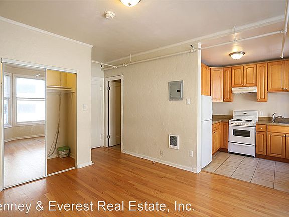 5th image of 427 Stockton St APT 410