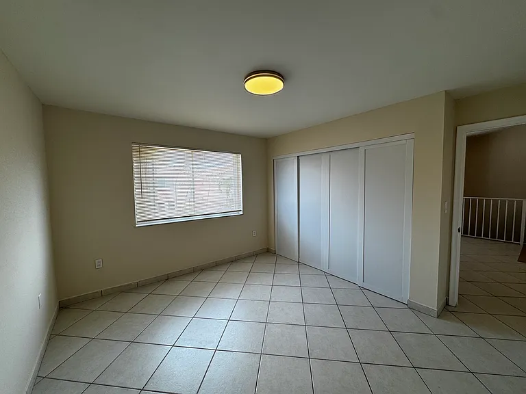 8027 Lake Dr — Photo 5
