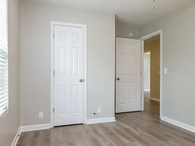 2729 Windwalker Ct — Photo 16