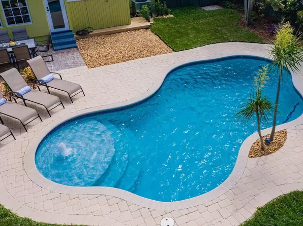2515 NE 8th Avenue, Wilton Manors, FL 33305
