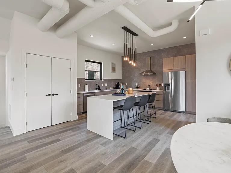 466 South Ln — Photo 25