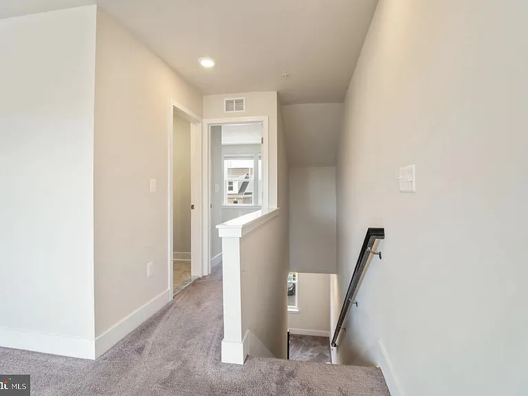 11687 Emily Dickinson Pl — Photo 27