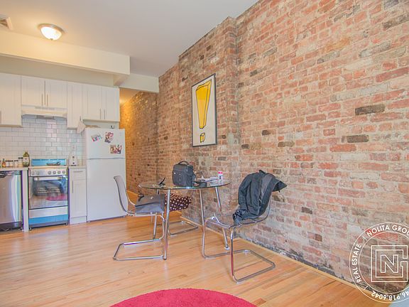 2nd image of 90 Elizabeth St APT 16