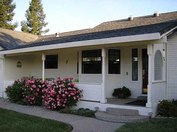 2nd image of 3185 La Mantia Dr