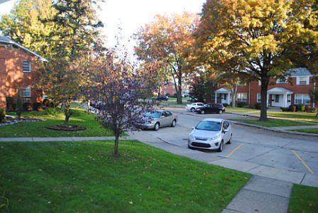 3rd image of 6922 Town Ln