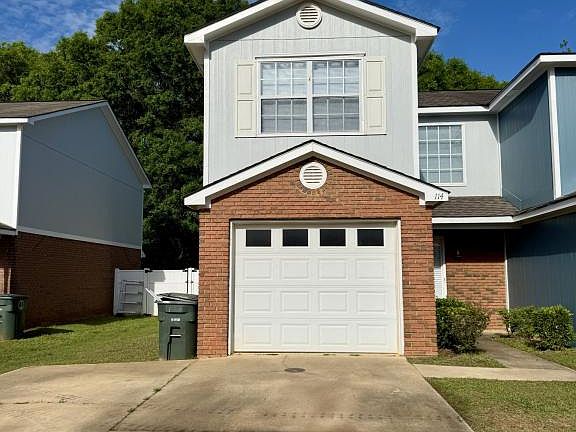2nd image of 114 S Spring View Dr