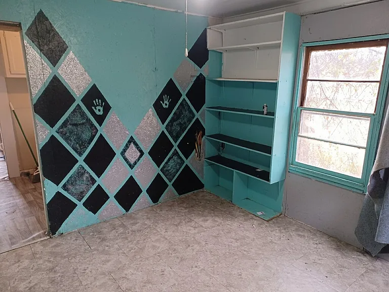 Laundry room view 2