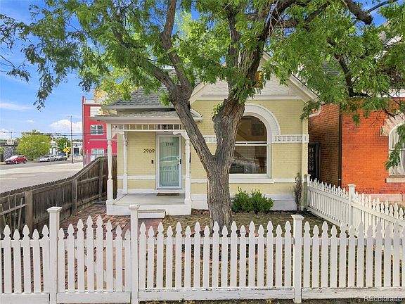 3rd image of 2909 Glenarm Place