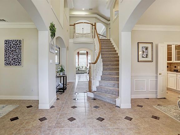 3rd image of 4034 Angel Springs Dr