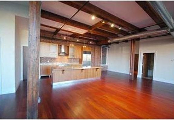 3rd image of 126 N Washington St Unit 4