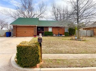 328 Echo Ln, Harrah, OK 73045