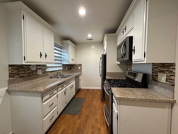 5th image of 5731 Edita Ave
