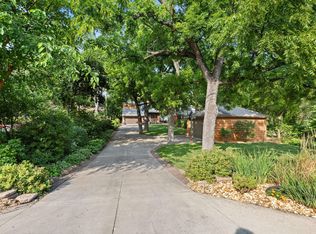 3084 Hamline Ave N, Roseville, MN 55113