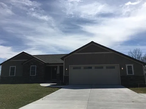 12444 Waterway Ln NE photo 1